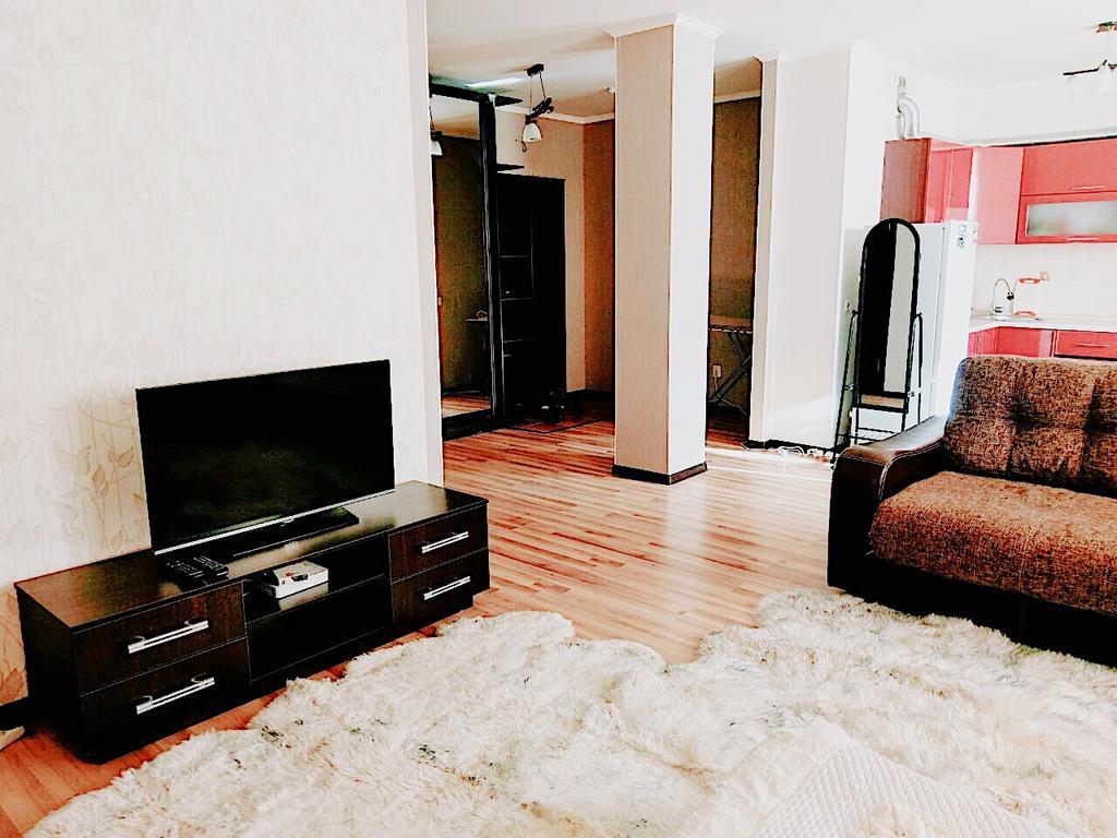 Apartment On Sauran Str Center Astana Exteriör bild